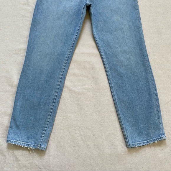 Abercrombie & Fitch The Dad High Rise Curve Love Jeans - Picture 6 of 15